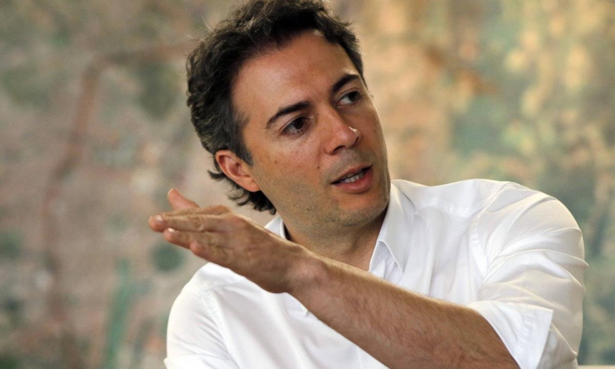 Daniel Quintero lanza advertencia al Pacto Histórico y denuncia “sectarismo interno” en vísperas de 2026