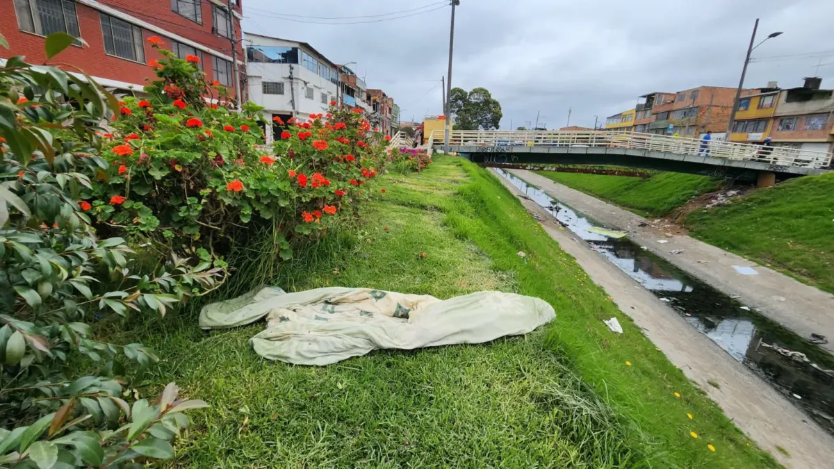 Aterrador hallazgo en Bogotá: encuentran dos cuerpos embolsados en Kennedy, ambos con ropa idéntica