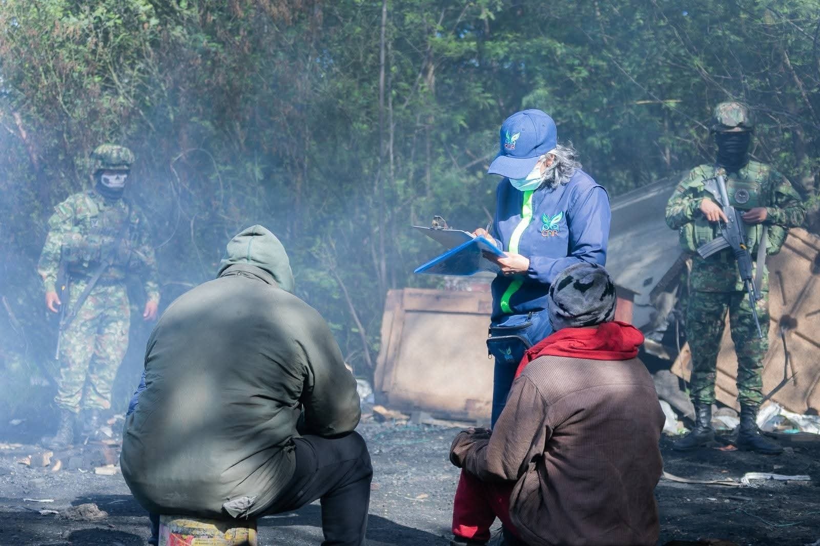 Operativo en Soacha deja dos capturados por producir carbón vegetal de manera ilegal.