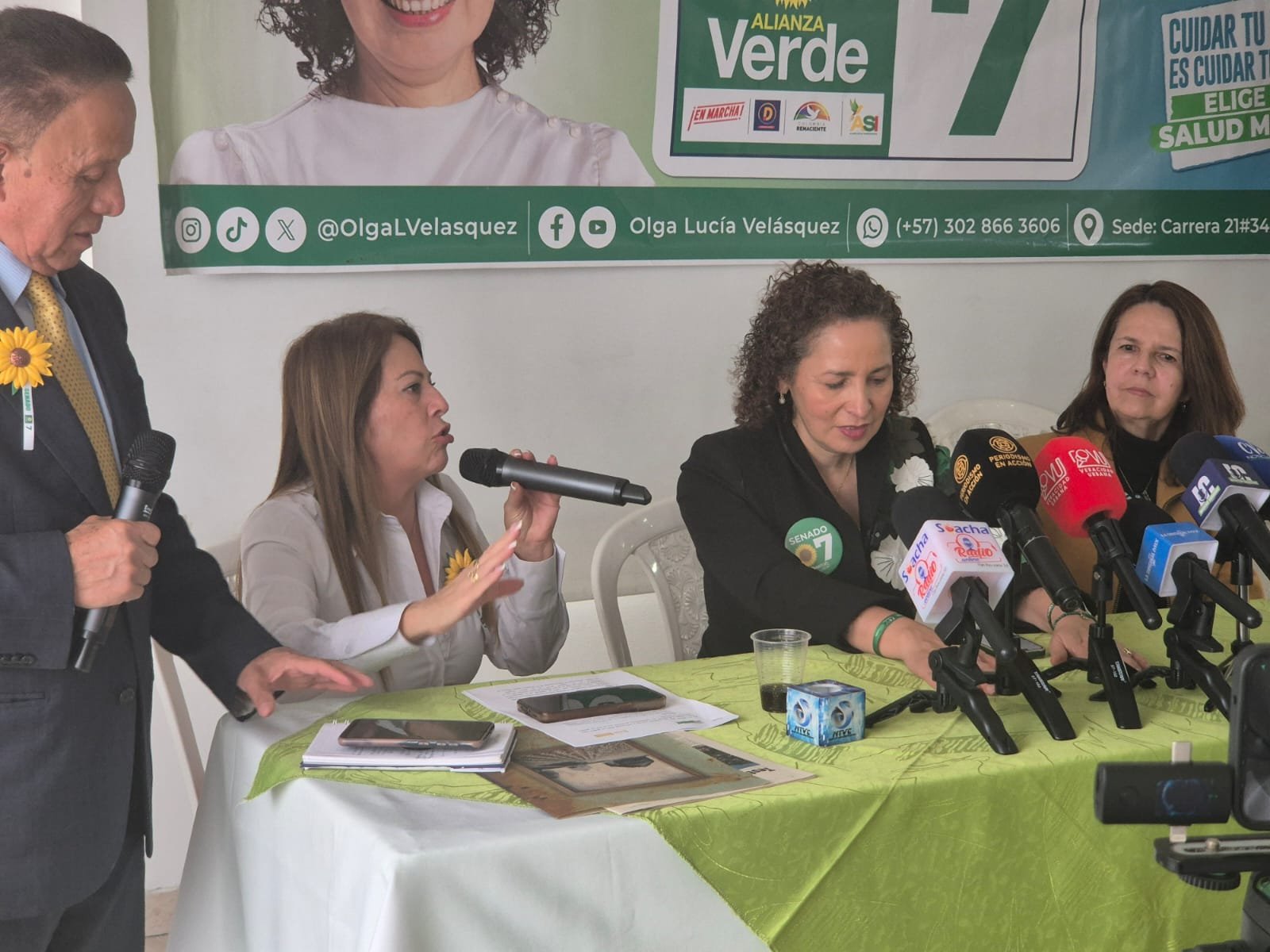 Lili Rodríguez oficializa su apoyo a Roy Barreras y a Olga Lucía Velásquez en encuentro con los medios de Soacha