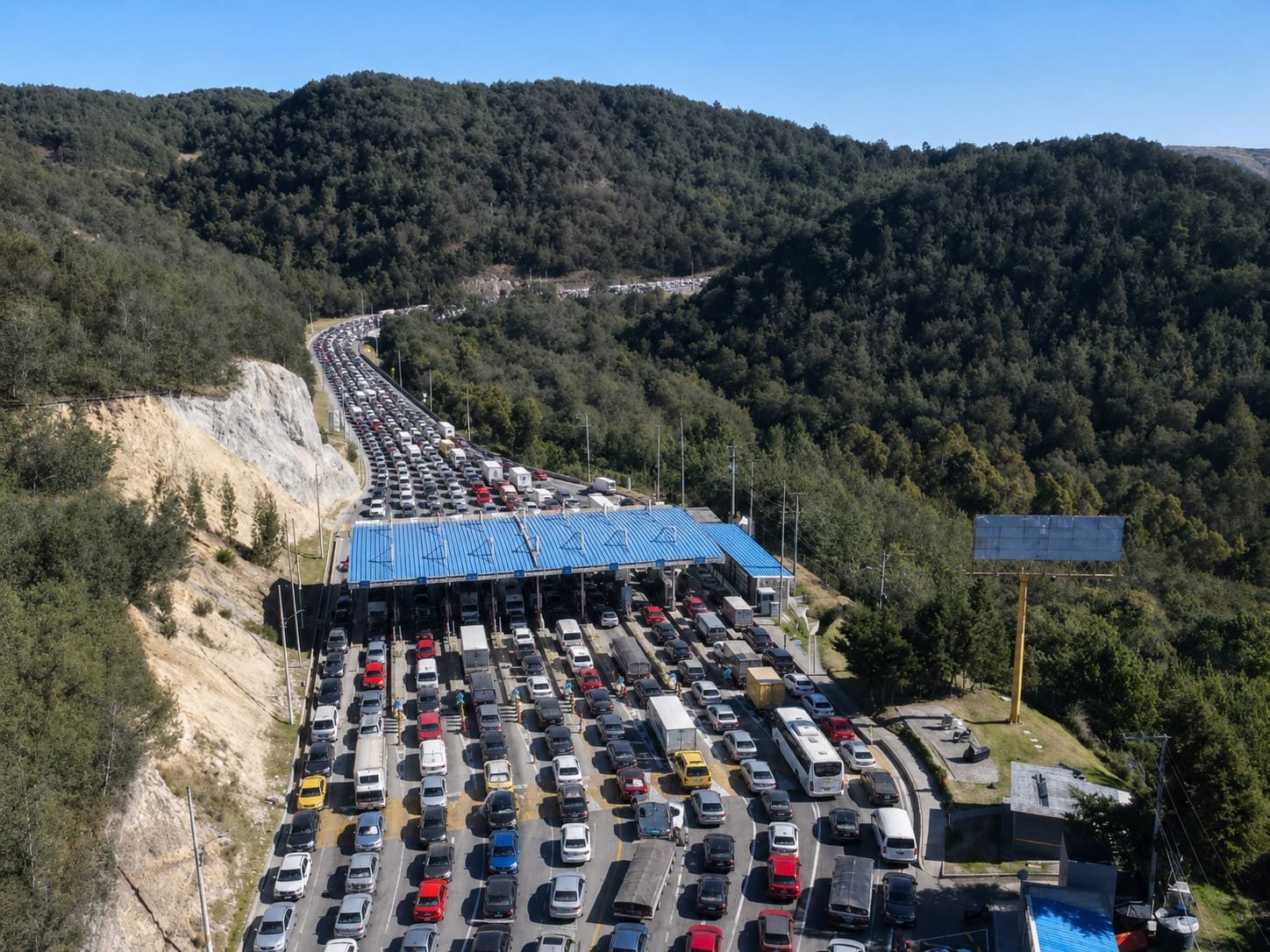 Ojo si va a entrar a Bogotá: pico y placa regional, reversibles y obras complicarán el regreso por Soacha