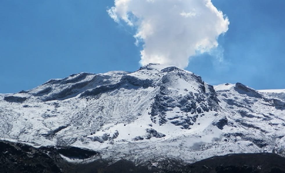 Cuando la Tierra tiembla, ¿también despiertan los volcanes?