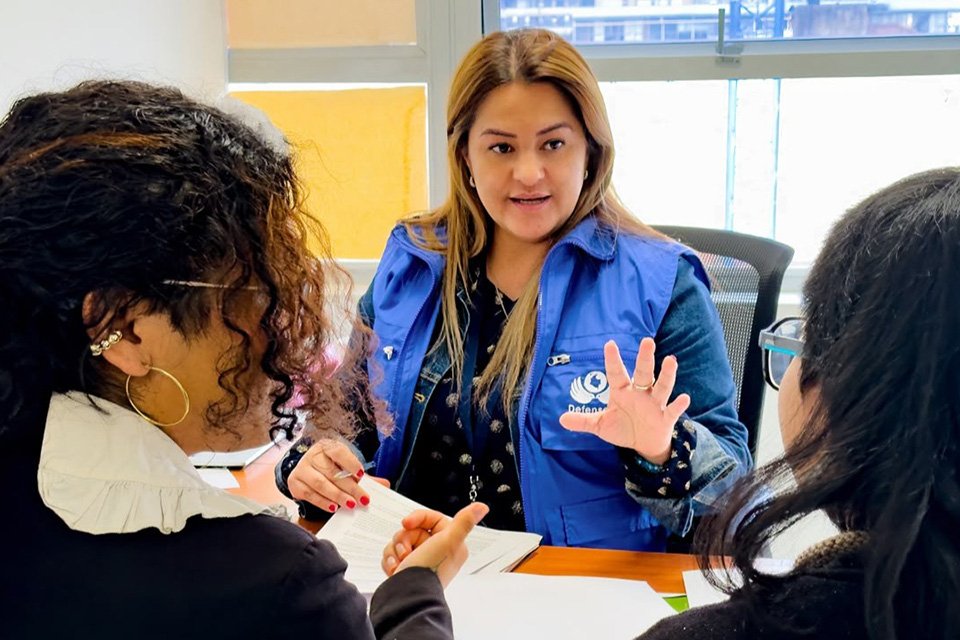 ¿Juanetes para trabajar? La Corte puso la lupa sobre una regla de la FAC