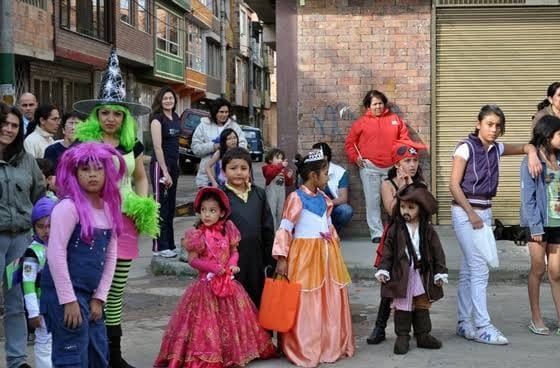 Halloween sin riesgos recomendaciones para proteger a los niños de productos peligrosos e intoxicaciones